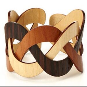 Trinity Wooden Cuff and Necklace